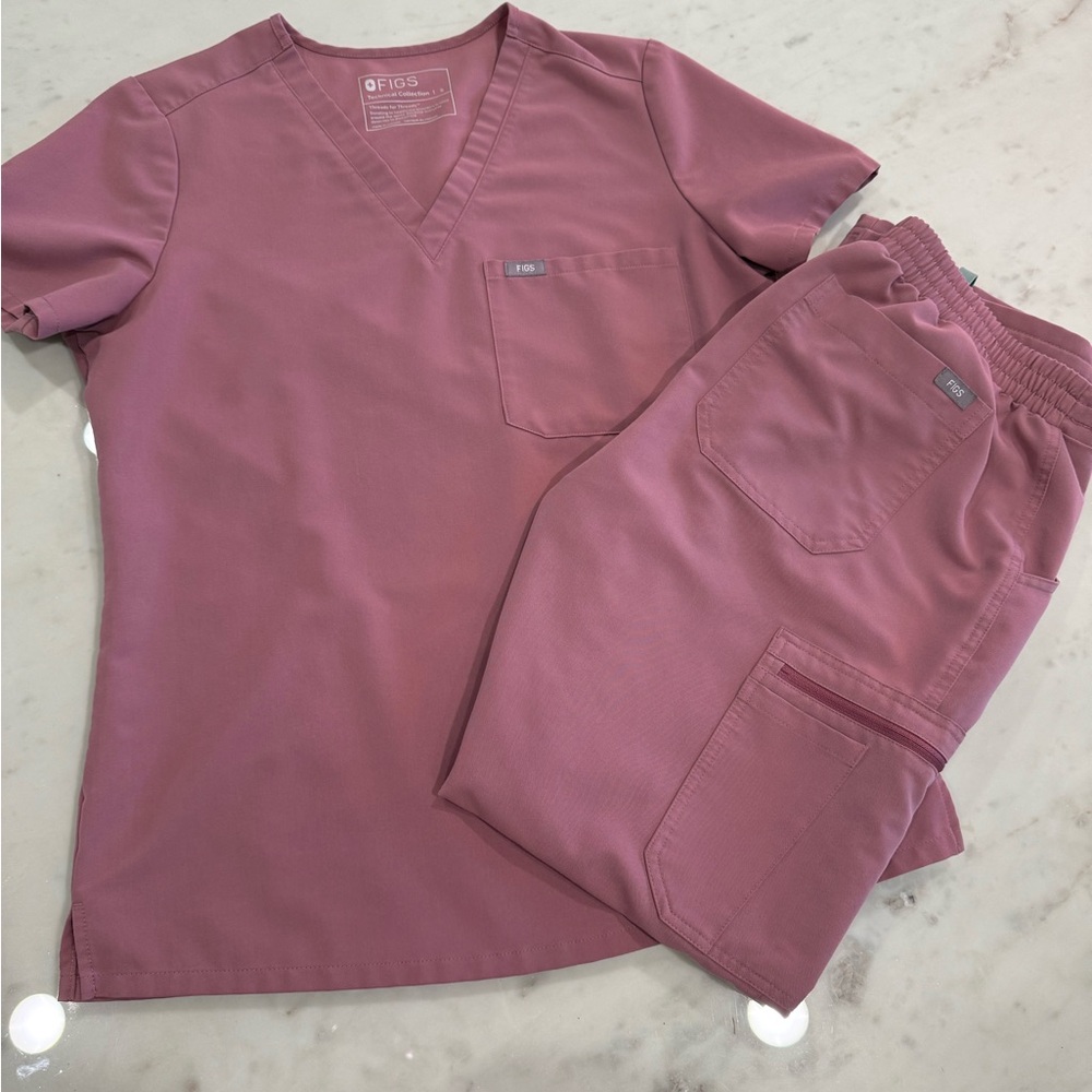 FIGS pink scrub set